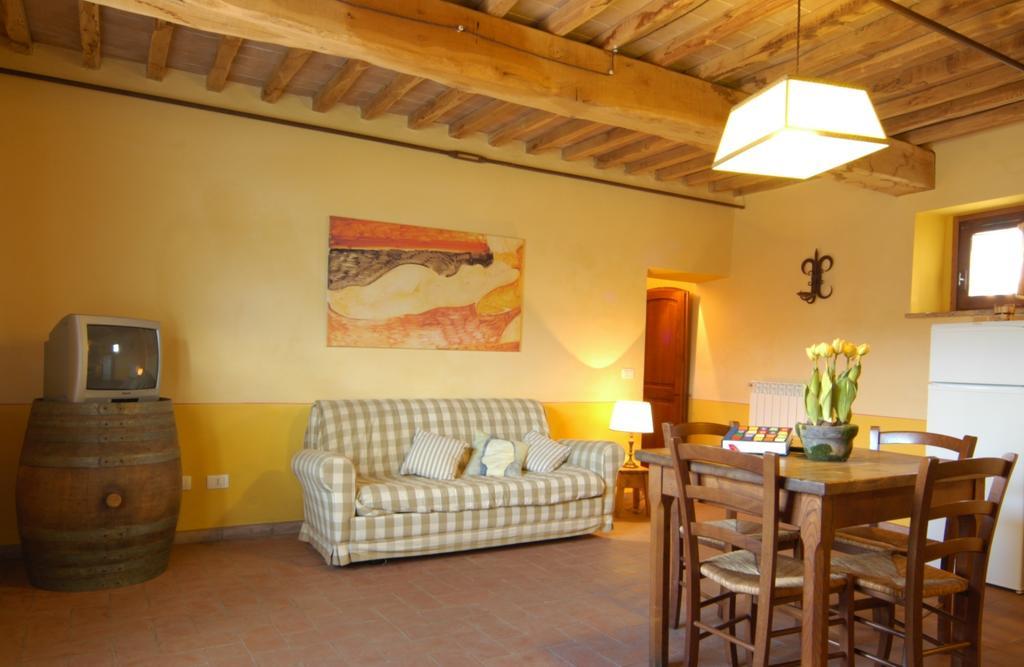 Agriturismo Podere La Marronaia San Gimignano Szoba fotó